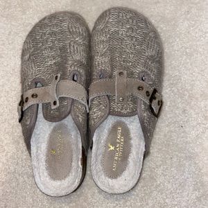 American Eagle Slippers